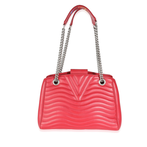 Louis Vuitton Ecarlate Calfskin New Wave Chain Tote - Picture 2 of 7